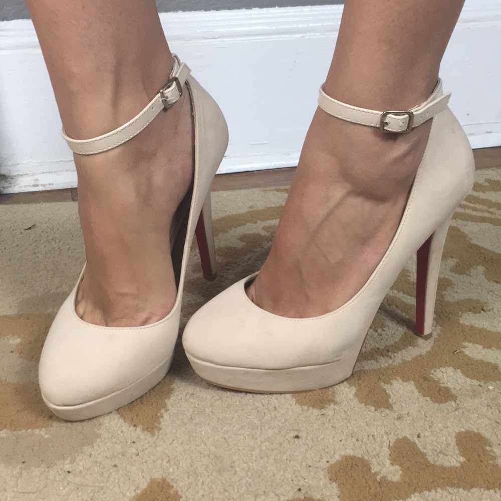 Shoedazzle size 9: Solara Nude